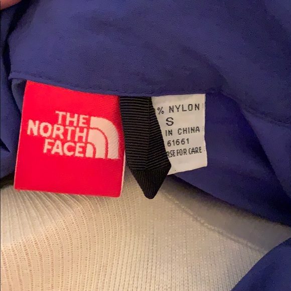 Vintage blue and red North Face - Picture 6 of 6